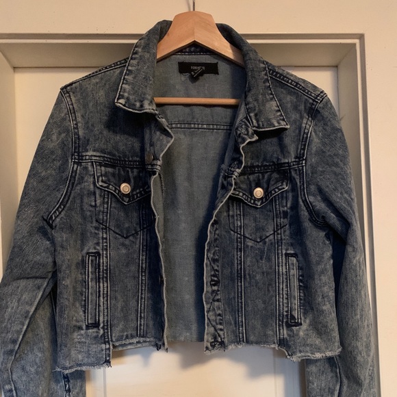 Forever 21 Crop Denim Jacket - Picture 3 of 4